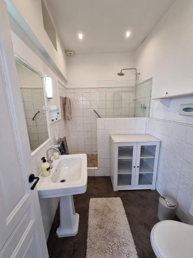 Апартаменты Town House With Roof Terrace - Old Town Марбелья Экстерьер фото